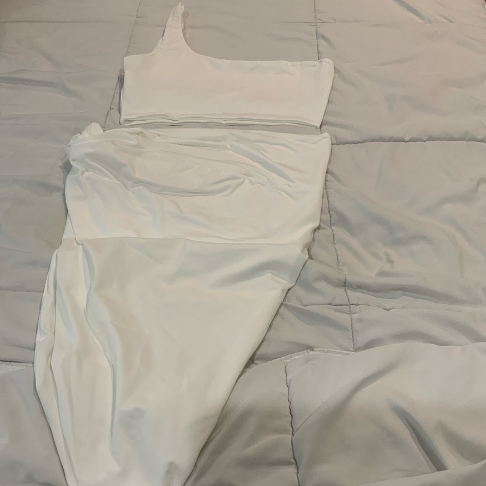 Nib white crop top w skirt